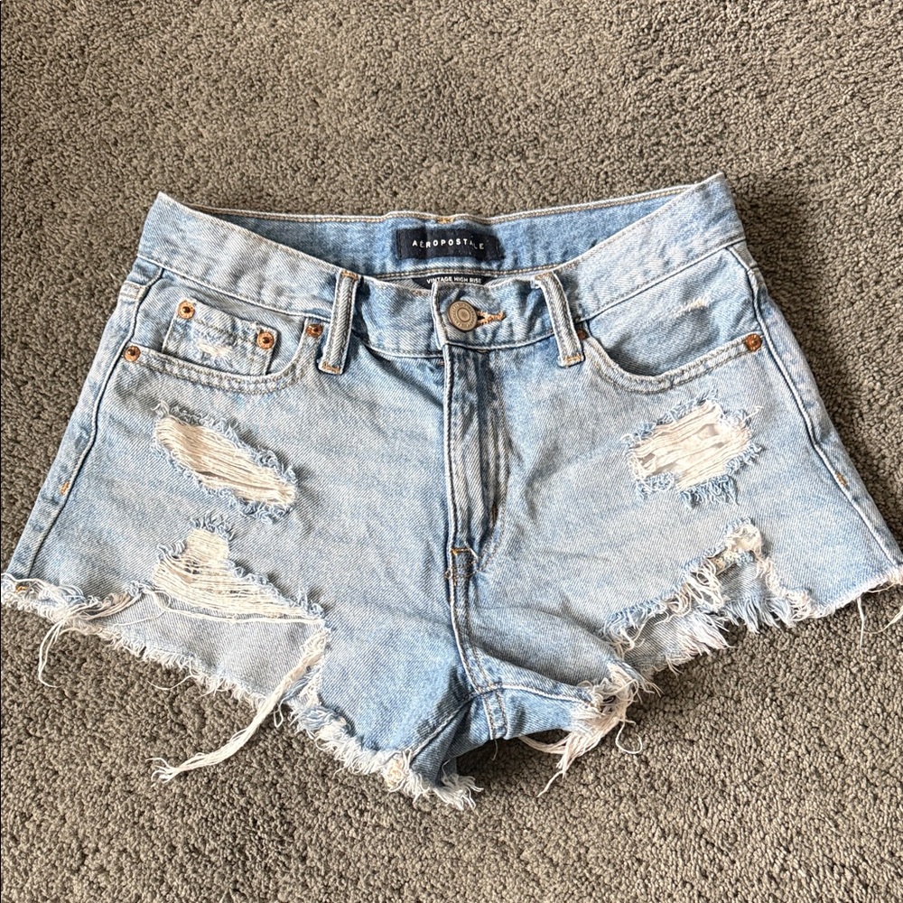 Aeropostale Light Wash Ripped Jean Shorts